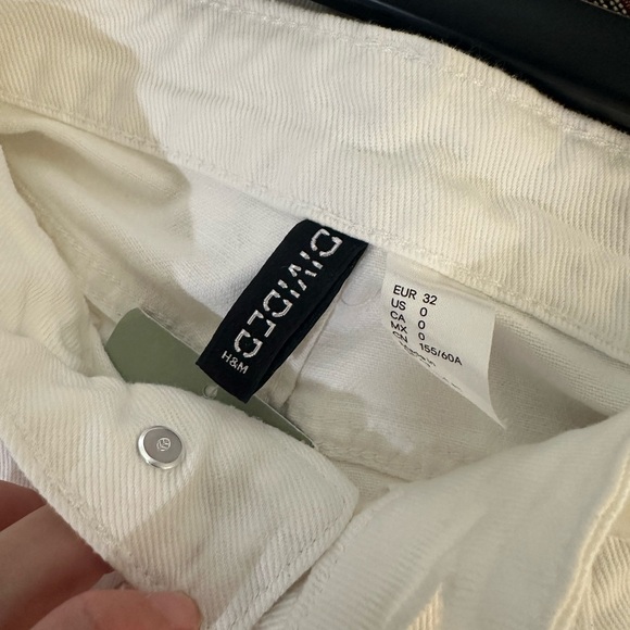 H&M Cream Corduroy Trousers - Picture 4 of 4
